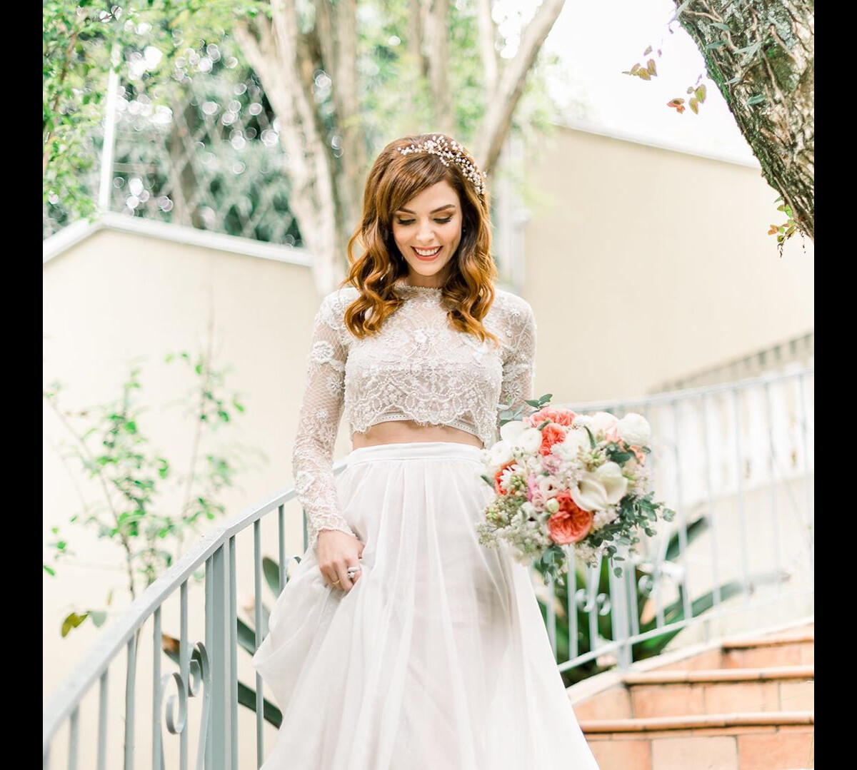 Top cropped e saia longa para casamento hot sale