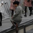 Marie Benoliele invadiu a passarela do desfile da Chanel na Semana de Moda de Paris