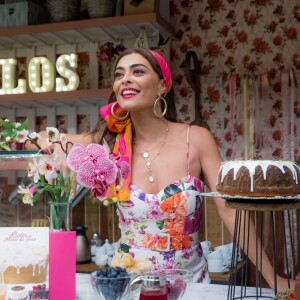 Maria da Paz (Juliana Paes) é eliminada do concurso de bolo, mas depois consegue entrar na repescagem na novela 'A Dona do Pedaço'