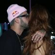 Pedro Scooby trocou beijos com Cinthia Dicker trocaram no Rock in Rio