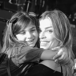 Grazi Massafera levou Sofia para assistir show de Anitta