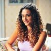 De férias da televisão, Débora Nascimento está no ar na TV Globo como a personagem Tessália em 'Avenida Brasil', na 'Vale a Pena Ver de Novo'