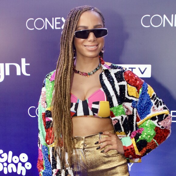 Anitta admite: 'Doeu pra caramba. Faço sempre, adoro. Foi rapidinho, mas doeu demais. Foi horrível'