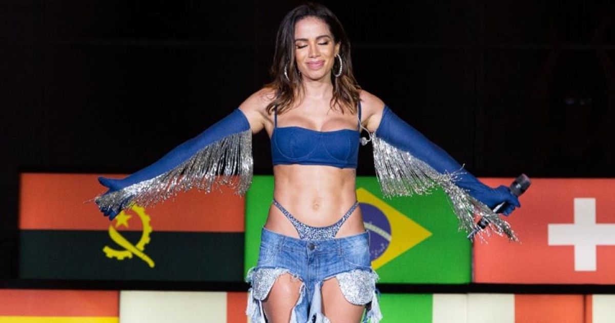 Anitta lembra show icônico do RiR e agita fãs com vídeo rebolando: 'Se...