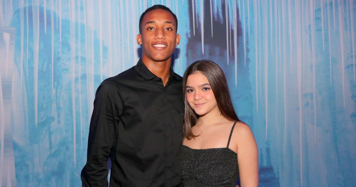 Mel Maia Curte Dia Na Piscina Com O Namorado Joao Pedro Nesta Segunda Feira Dia 14 De Outubro De 2019 Purepeople