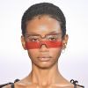 Óculos de sol: modelo retangular é aposta da Korshi para a próxima estação no São Paulo Fashion Week