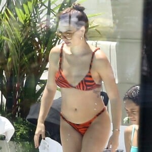 O corpo de Isis Valverde voltou ao normal pouco depois do nascimento de Rael