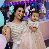 Aline Barros festeja o primeiro aniversário da filha, Maria Catherine
