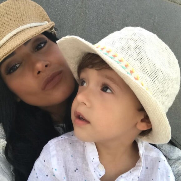 Simaria, da dupla com Simone, é mãe de Pawel, de 4 anos