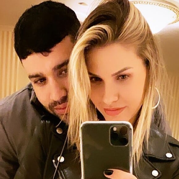 Andressa Suita acompanhou o marido, Gusttavo Lima, em viagem pelos EUA