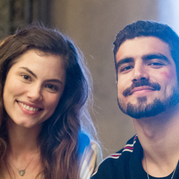 Caio Castro tem torcida para final feliz com Joana, personagem de Bruna Hamú, em 'A Dona do Pedaço'