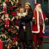 Sabrina Sato mostrou reação da filha, Zoe, ao ver árvore de Natal pronta neste domingo, 24 de novembro de 2019