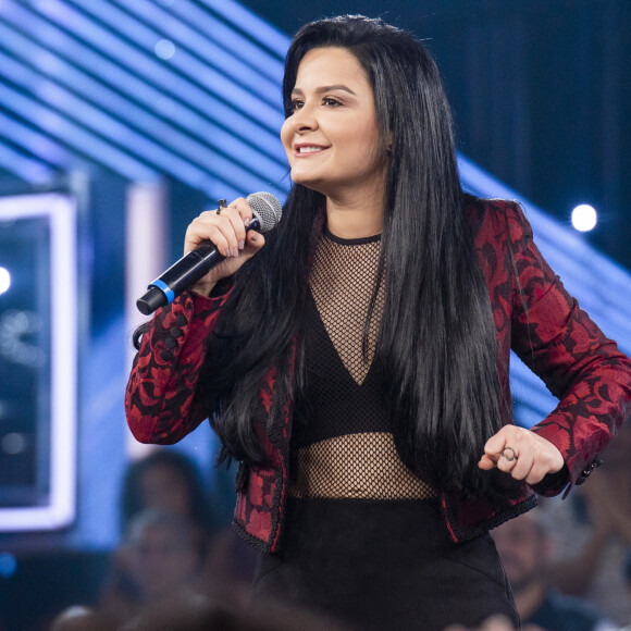 Maraisa, da dupla com Maiara, usou look com transparência no Rock in Rio