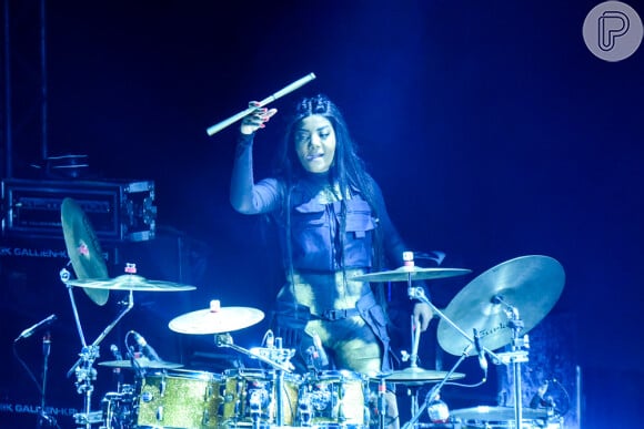 Ludmilla tocou bateria durante show em São Paulo neste domingo, dia 01 de dezembro de 2019