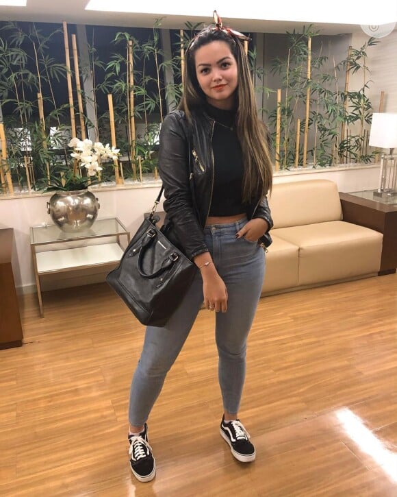 Foto: Suzanna Freitas usou blusa da Zara, calça da Forever 21 Brasil,  sapato da Stylo & Shoes, e bolsa da Gucci - Purepeople