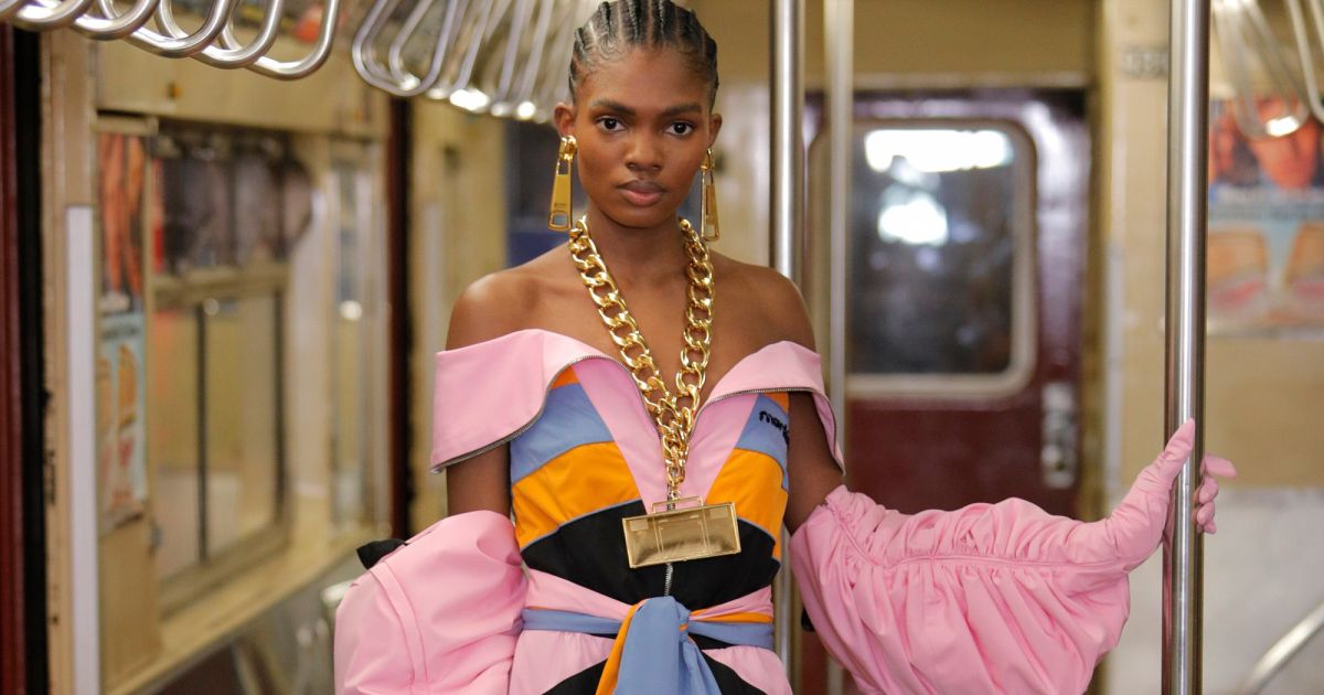 chanel inspired moletom com capuz
