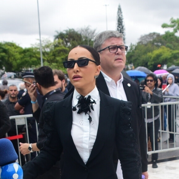 Sabrina Sato rebateu crítica por usar look fashion no velório de Gugu Liberato