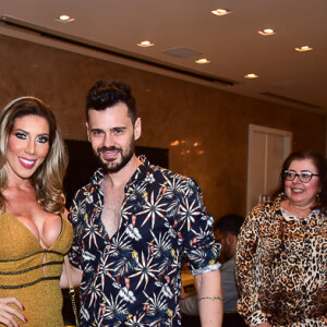 Acompanhada, Tati Minerato prestigia festa de lançamento do programa 'Glow Up', da TV Caras, em São Paulo, nesta quarta-feira, 11 de dezembro de 2019