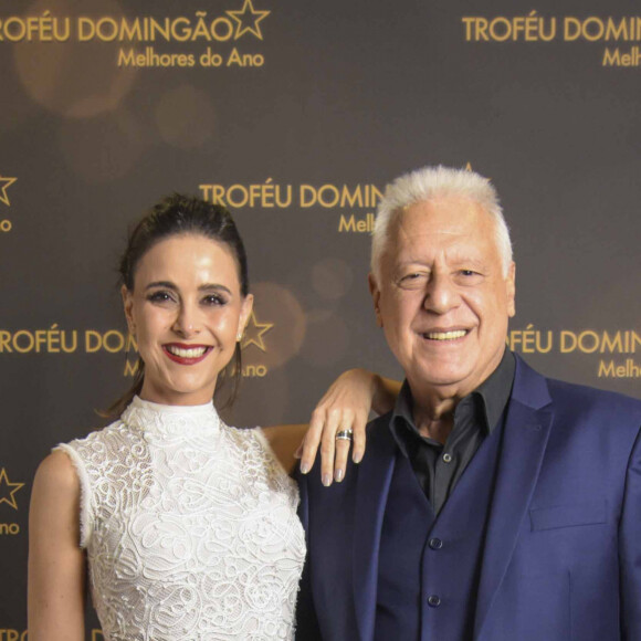 Antonio Fagundes leva a mulher, a atriz Alexandra Martins, no Melhores do Ano 2019, realizado no programa 'Domingão do Faustão', neste domingo, 15 de dezembro de 2019