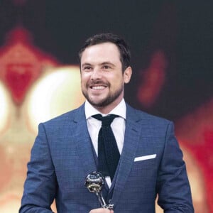 Sergio Guizé vence troféu de Ator Coadjuvante no Melhores do Ano 2019, realizado no programa 'Domingão do Faustão', neste domingo, 15 de dezembro de 2019