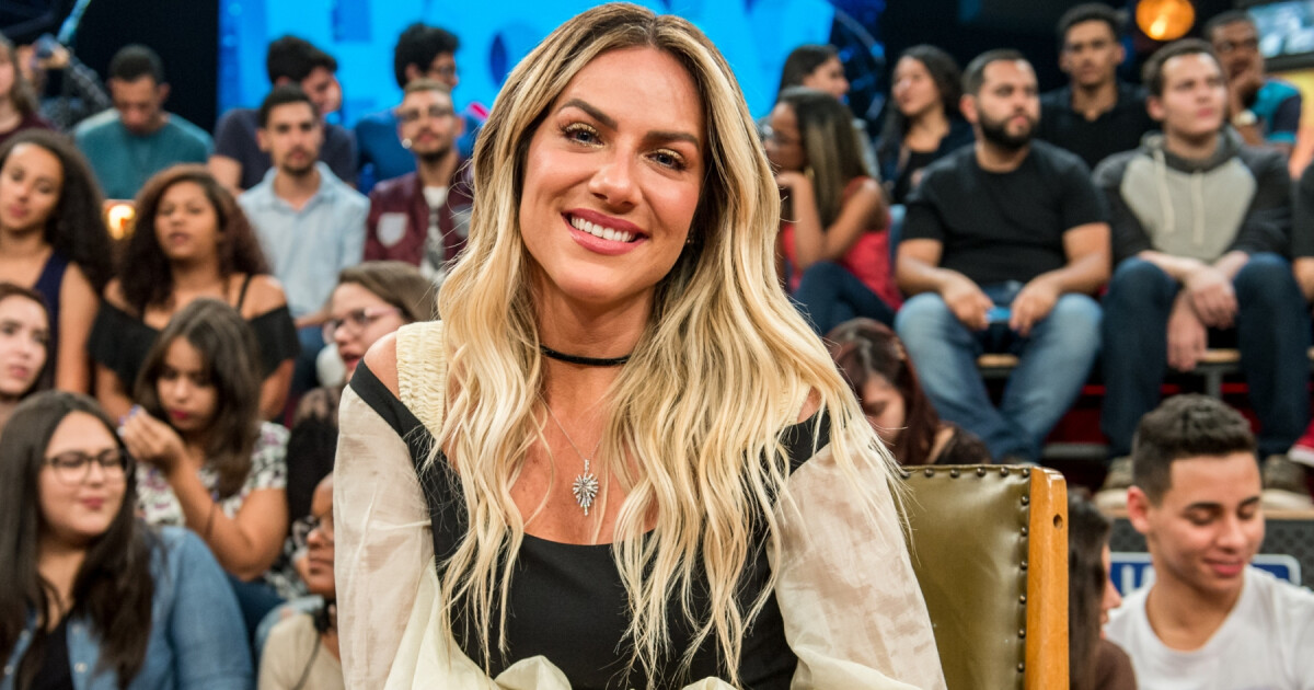 Bruno Gagliasso fala de adoção de filhos e surpresa com gravidez de  Giovanna Ewbank