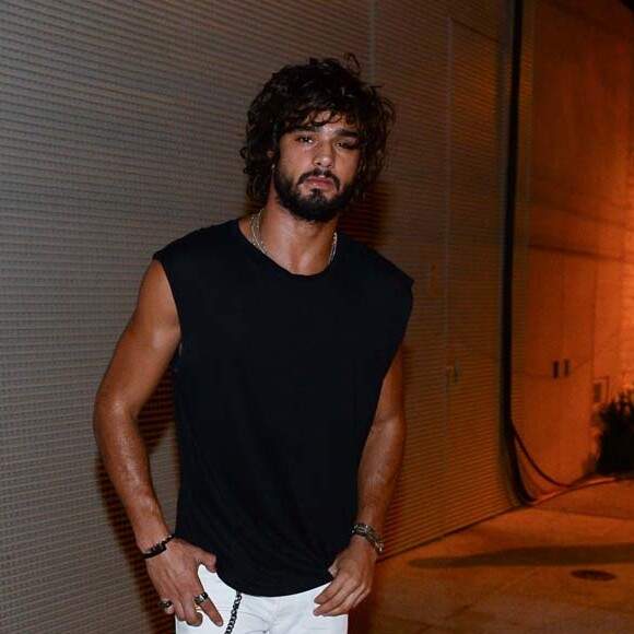 Marlon Teixeira elogiou a parceria com Sasha Meneghel em ensaio fotográfico: 'Um lindo dia, com uma linda menina para uma linda campanha. Com essa menina encantadora'