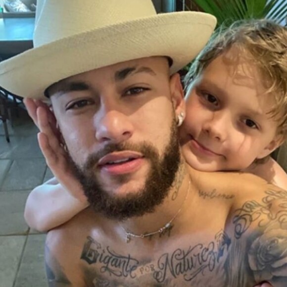 Neymar também está na Bahia, mas em Barra Grande, destino diferente do escolhido por Bruna Marquezine