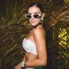 Moda de Mariana Rios: óculos retrô e top cropped branco foram as escolhas fashionistas da atriz