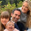 Ticiane Pinheiro compartilha com frequências fotos ao lado do marido, Cesar Tralli, e das filhas, Rafaella e Manuella