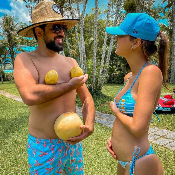 Mulher de Sorocaba, Biah Rodrigues exibe barriga saliente na primeira gravidez