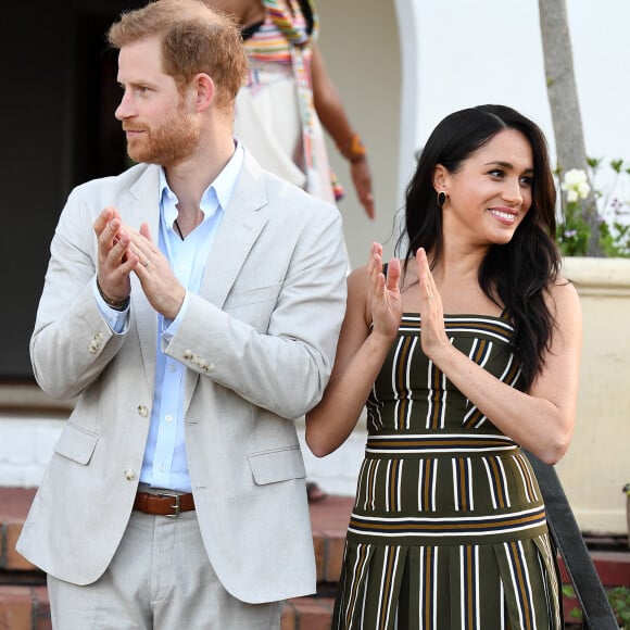 1º comentário de Meghan Markle e Harry após decisão radical contra realeza movimenta web nesta quinta-feira, dia 09 de janeiro de 2020