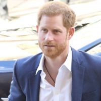 Harry fala pela 1ª vez sobre decisão de se afastar da família real: 'Triste'