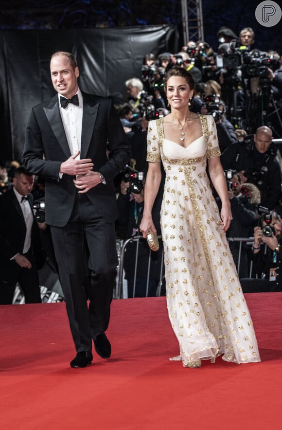 Kate Middleton elege vestido com brilho para premiação com Príncipe William neste domingo, dia 02 de fevereiro de 2020