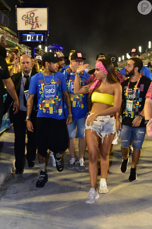 Anitta postou foto de Carnaval polêmico com Neymar na Marquês de Sapucaí, Rio de Janeiro, em 2019