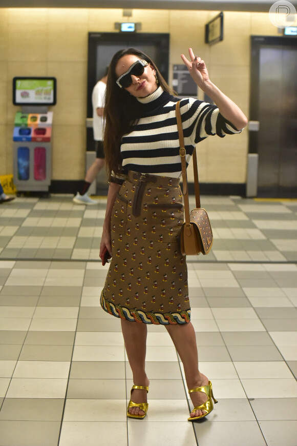 Sabrina Sato usou saia midi da coleção Gucci x Disney e está disponível por € 1,980, R$ 9,35 mil
