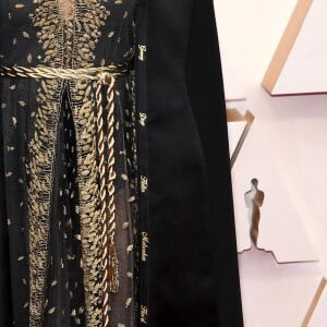 Natalie Portman bordou em sua capa nomes de diretoras em protesto por elas não serem indicadas ao Oscar 2020