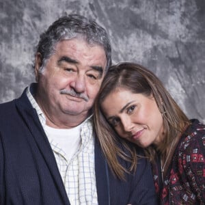 Nos próximos capítulos da novela 'Salve-se Quem Puder', Ignácio (Otávio Augusto) conversa com o retrato da neta Alexia/Josimara (Deborah Secco) ao descobrir sua 'morte': 'O que vai ser de mim sem você?'