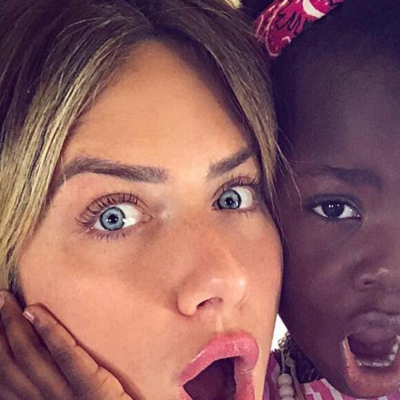 Grávida, Giovanna Ewbank contou que filha, Títi, pressentiu a chegada do irmão