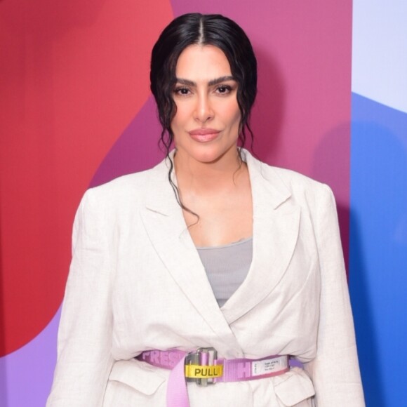 Cleo cita dificuldade em ficar com pessoas após feminismo