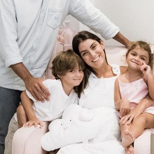 Mariana Uhlmann deu à luz Vicente às 8h10m, na maternidade Perinatal, na Barra da Tijuca, Zona Oeste do Rio de Janeiro