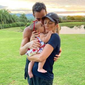 Ticiane Pinheiro é casada com Cesar Tralli, com quem tem uma filha