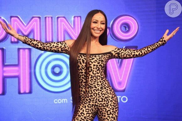 Sabrina Sato escolhe look animal print para evento da Record TV, em São Paulo, nesta quarta-feira, 04 de março de 2020