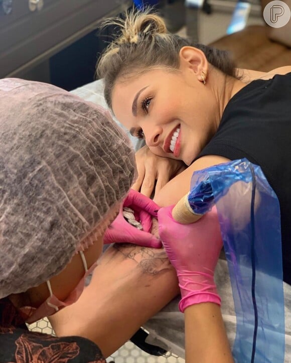 Tatuagem de Andressa Suita no braço encanta a web