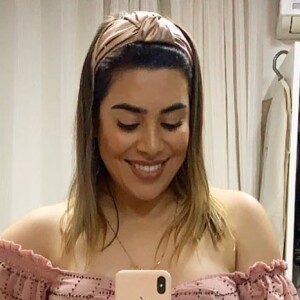 Naiara Azevedo não esconde as transformações que realiza em seu corpo