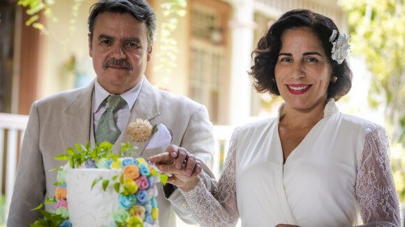 Fim da novela 'Éramos Seis': Lola reúne família em casamento com Afonso. Fotos!
