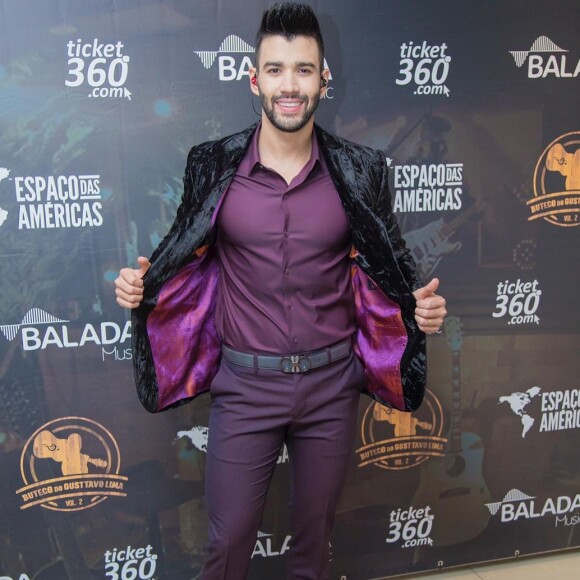 Gusttavo Lima vai manter funcionários e pagará salários durante a quarentena