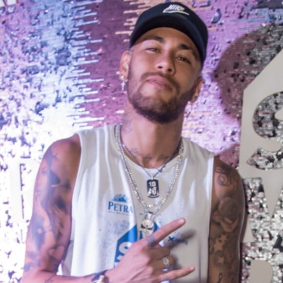 Neymar vem acompanhando as lives de todos os sertanejos