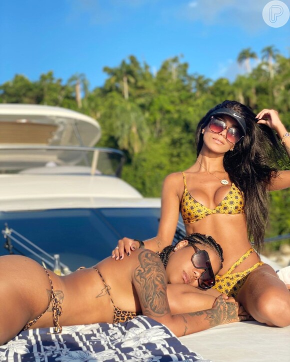 Mulher de Ludmilla faz vídeo inusitado com silicone