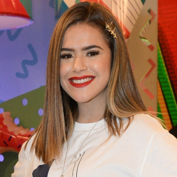 Maisa Silva mostrou bom humor ao se atrapalhar na cozinha: 'Troquei açúcar pelo sal'