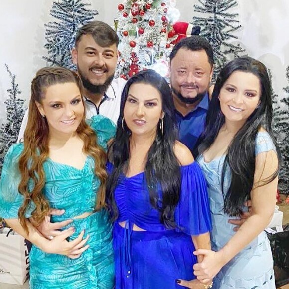 Maiara se divertiu com a mãe, Almira, em chamada de vídeo na qual Fernando também participou